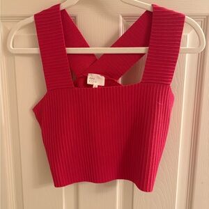 Hot pink knitted cropped tank
Lightly worn
Smoke free home